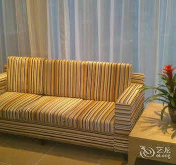 Hongqiao Terminal Jinshajiang Road Changfeng Hotel